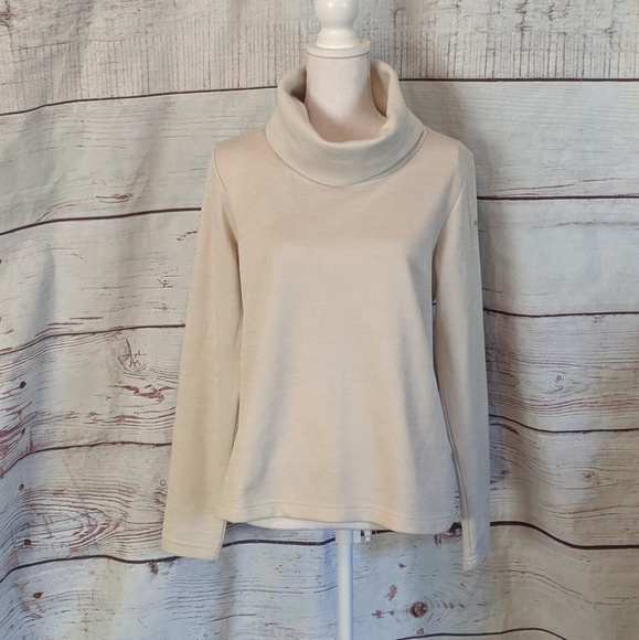 Columbia Tops - Columbia Turtleneck Size Large